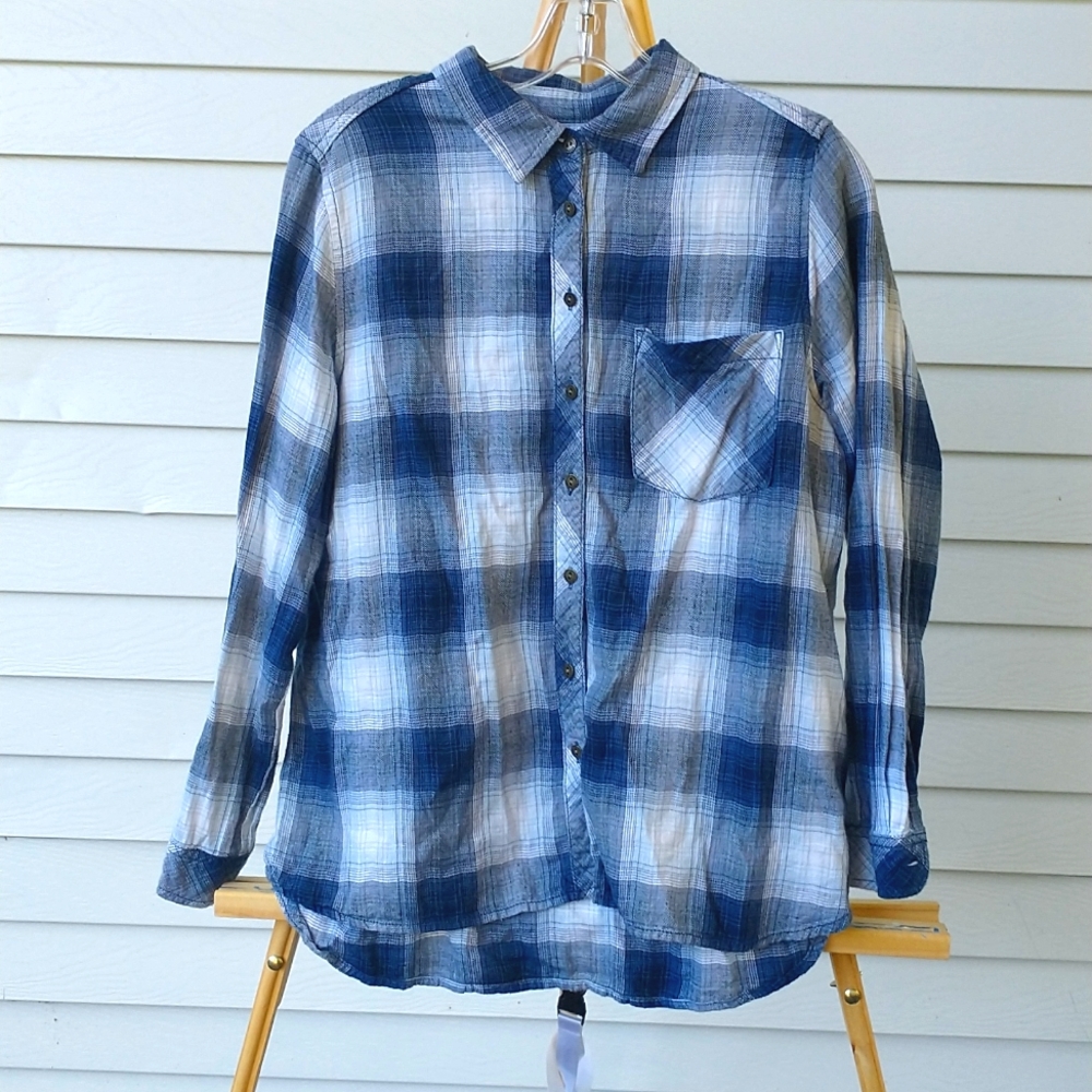 Sonoma Blue White and Grey Plaid Tartan Button Up Size Petite Large